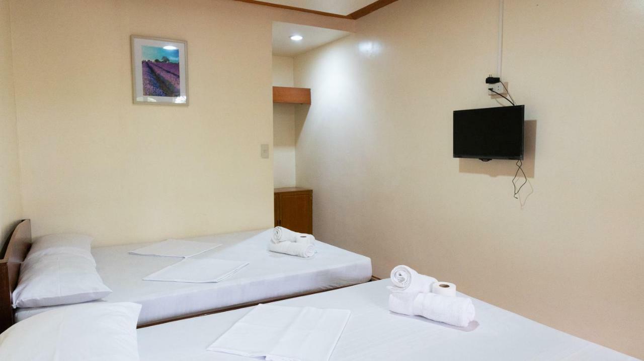 Brenmariel Tourist Inn Эль-Нидо Экстерьер фото